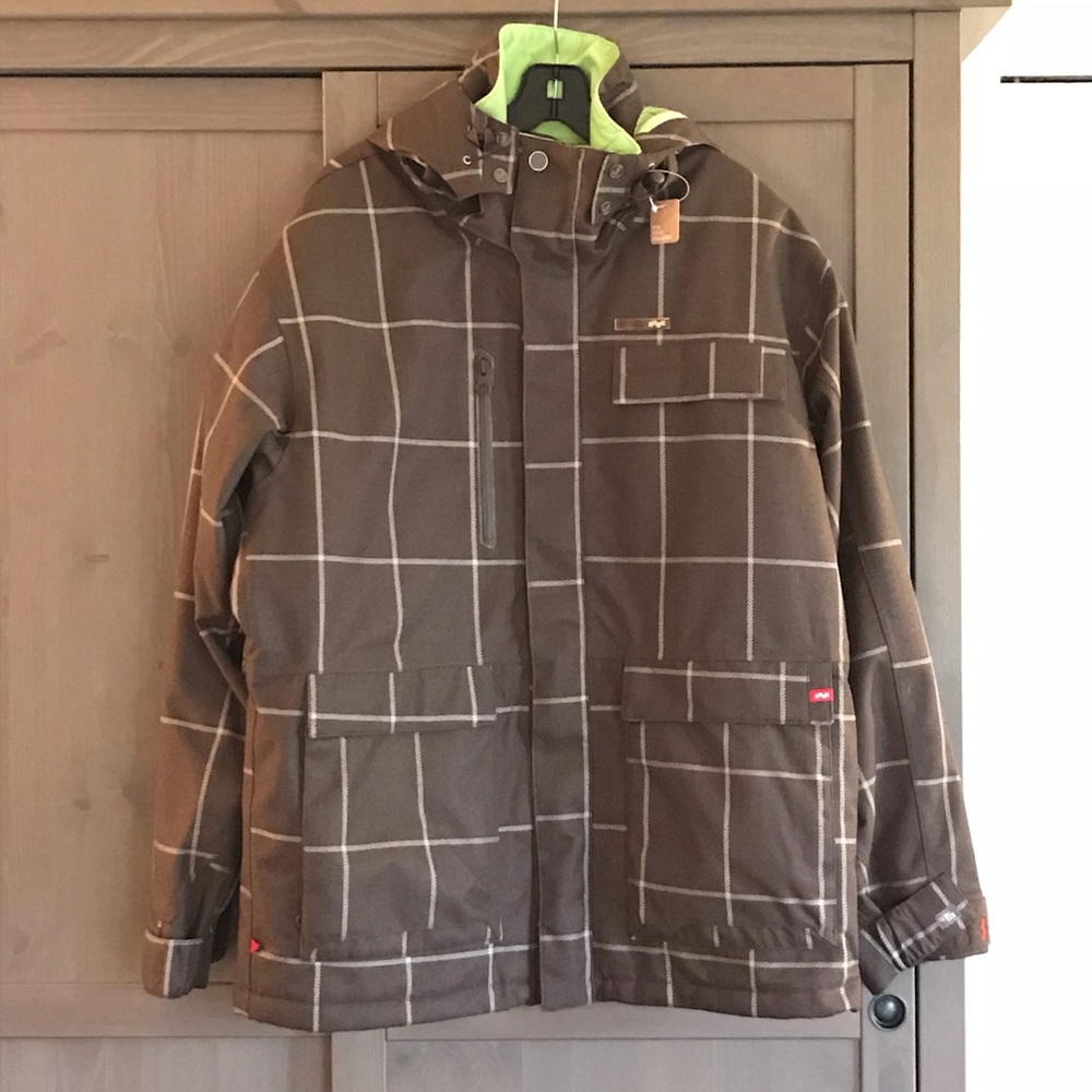 Four square men’s insulated snowboard jacket.